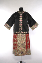 Chinese ceremonial gown owned by Ms Elizabeth HO, the eldest daughter of Ho Kom-tong.